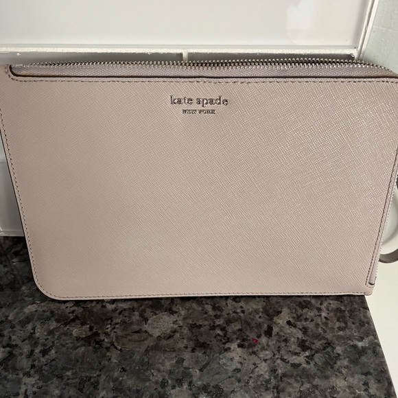 Kate Spade Medium Gray Wristlet - Picture 2 of 6
